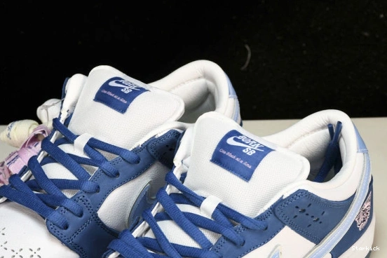 Low x SB Nike Raised Born Dunk FN7819-400 0820
